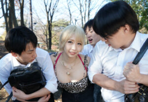 乙アリス　男子高生がギャルにナンパされる！大乱闘しようと誘われゲームと思っていたら家に着くなりギャルにおチンポ舐められ…