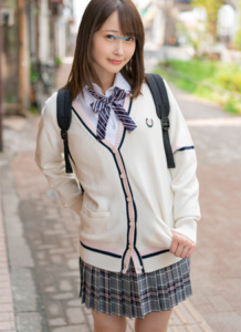 極太ディルドに初めは戸惑うも、ウブなおまんこに先っちょだけ挿入すると途端に発情！美少女JKが自ら腰を振りイキまくる！！