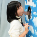 彼女さんはズラリと並ぶチ○ポの中から愛する彼氏のチ○ポを当てられるか？外しちゃったら彼氏の目の前で生挿入セックス！