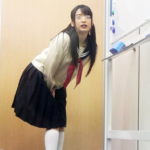 女子高生に超強力利尿剤入りドリンクを飲ませる！オシッコを極限まで我慢した膀胱パンパンマ○コに突然デカチンを即ハメ！！