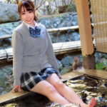 スレンダー美少女女子校生が温泉でチャプチャプ生ハメセックス！敏感な膣内を生チンポで突かれてイヤらしい音を立てアへ顔絶頂！