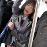 《巨乳JKx電車痴漢》痴漢の刺激に興奮し、帰ってオナニーww「続きがしたいです...」変態男にまさかのお願い！