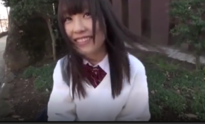 学校でもトップクラスにかわいい美少女が親にも学校にも内緒で放課後に制服姿でおじさんと中出しセックスしちゃいますｗ