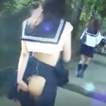 【集団レイプ】狙われた獲物の目印は切り裂かれた洋服…通学中のバスの車内で極悪非道なレイパーたちに侵されてしまった少女たち